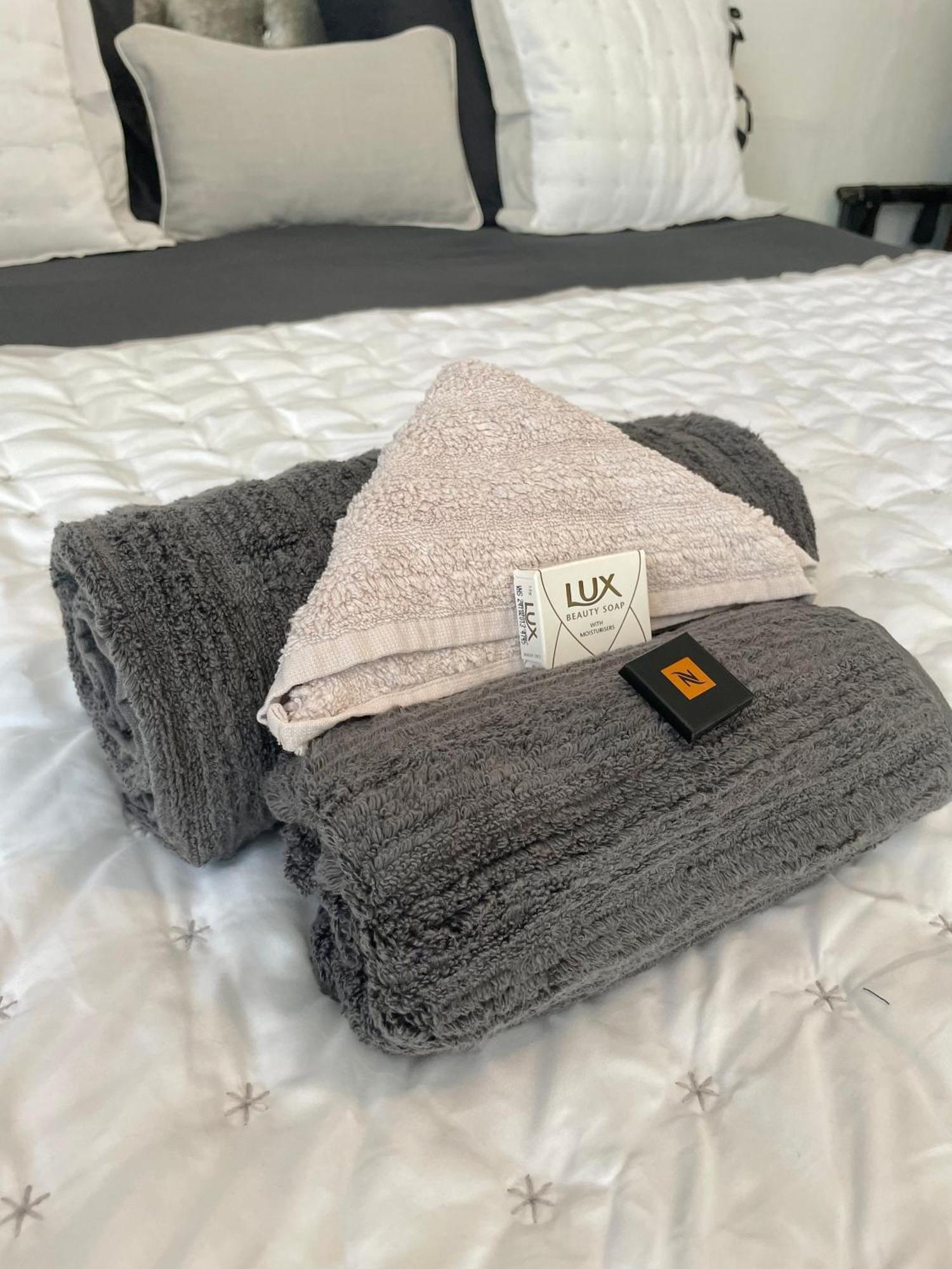 Entire Holiday Home In Blackpool With Free Parking And A Private Patio Garden מראה חיצוני תמונה